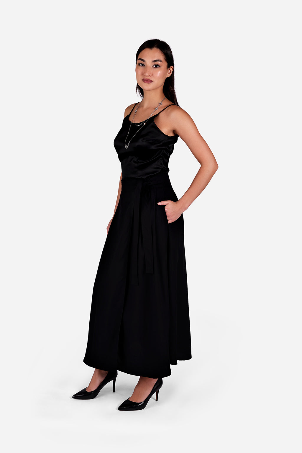 GN-AW Skirt Linen Black