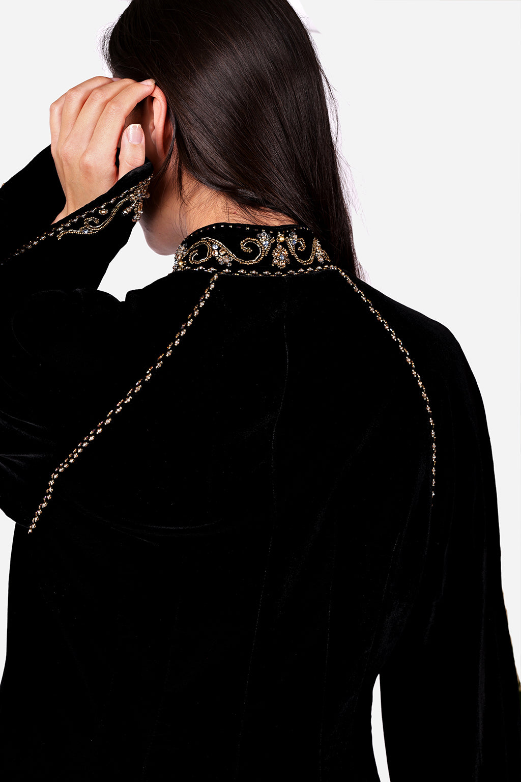 Nurshah - Fitted black chapan "Aylin"